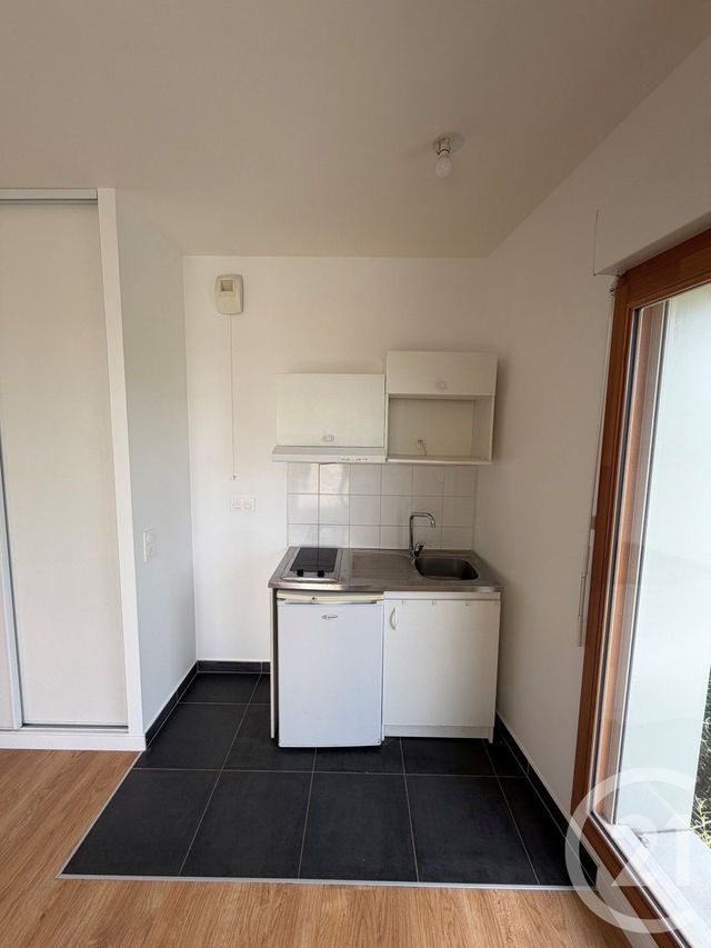 Appartement F1 à louer - 1 pièce - 38.19 m2 - NOISY LE GRAND - 93 - ILE-DE-FRANCE - Century 21 Pierrimo