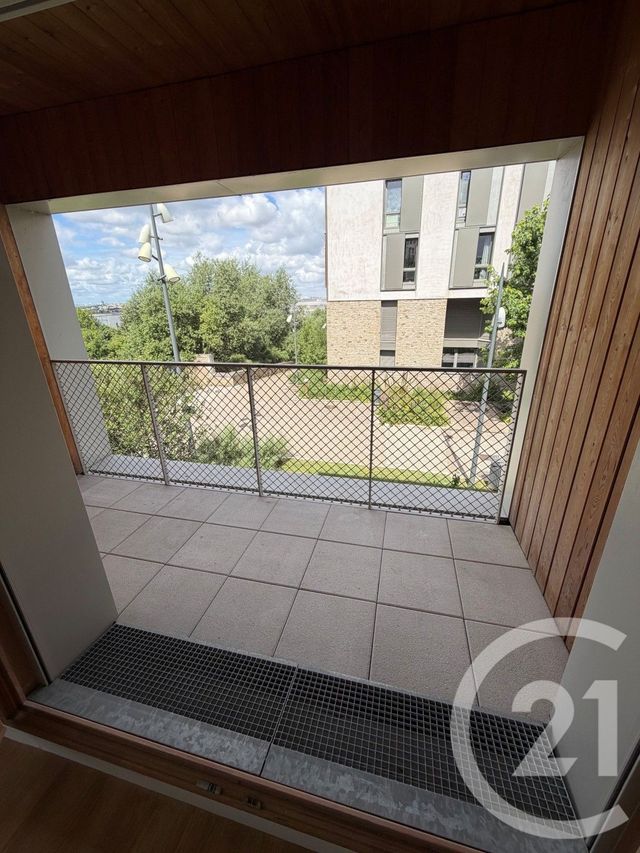 Appartement F1 à louer - 1 pièce - 38.19 m2 - NOISY LE GRAND - 93 - ILE-DE-FRANCE - Century 21 Pierrimo
