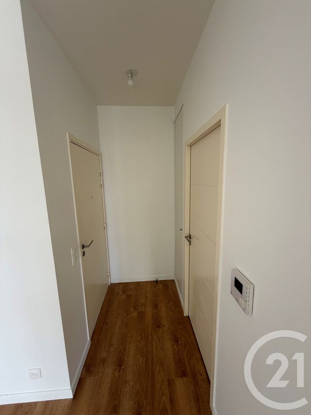 Appartement F1 à louer - 1 pièce - 38.19 m2 - NOISY LE GRAND - 93 - ILE-DE-FRANCE - Century 21 Pierrimo