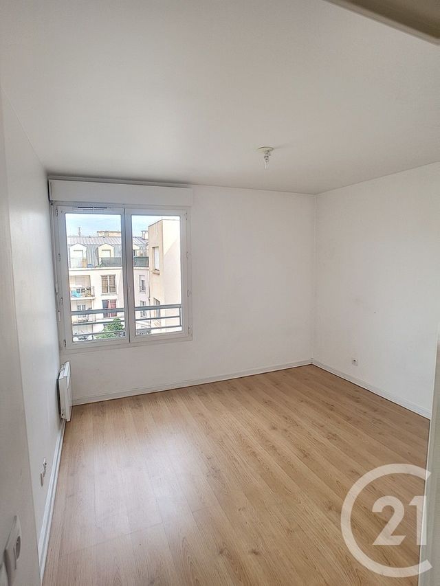 Appartement F2 à louer - 2 pièces - 47.13 m2 - DRANCY - 93 - ILE-DE-FRANCE - Century 21 Pierrimo