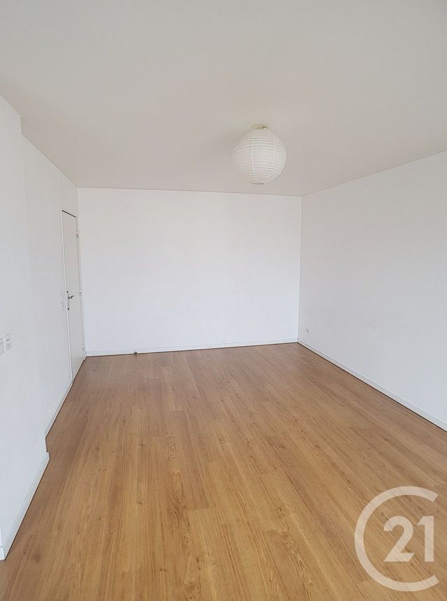 Appartement F2 à louer - 2 pièces - 47.13 m2 - DRANCY - 93 - ILE-DE-FRANCE - Century 21 Pierrimo