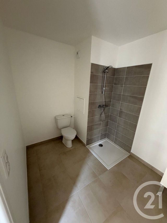 Appartement Studio à louer - 1 pièce - 27.32 m2 - LE BLANC MESNIL - 93 - ILE-DE-FRANCE - Century 21 Pierrimo