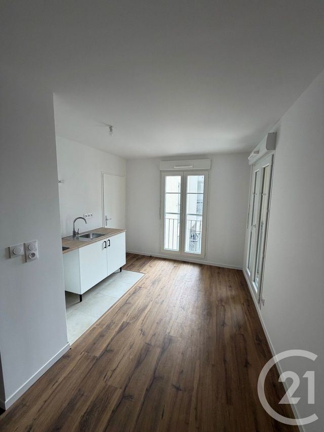Appartement Studio à louer - 1 pièce - 27.32 m2 - LE BLANC MESNIL - 93 - ILE-DE-FRANCE - Century 21 Pierrimo