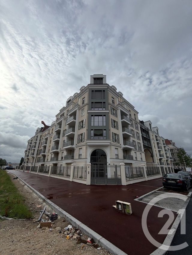 Appartement Studio à louer - 1 pièce - 27.32 m2 - LE BLANC MESNIL - 93 - ILE-DE-FRANCE - Century 21 Pierrimo