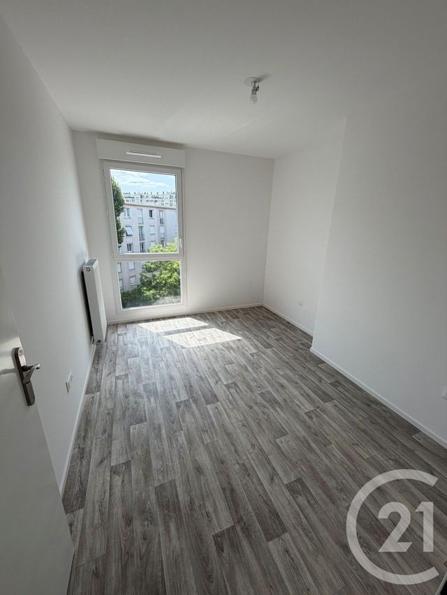 Appartement F3 à louer - 3 pièces - 58.5 m2 - DRANCY - 93 - ILE-DE-FRANCE - Century 21 Pierrimo