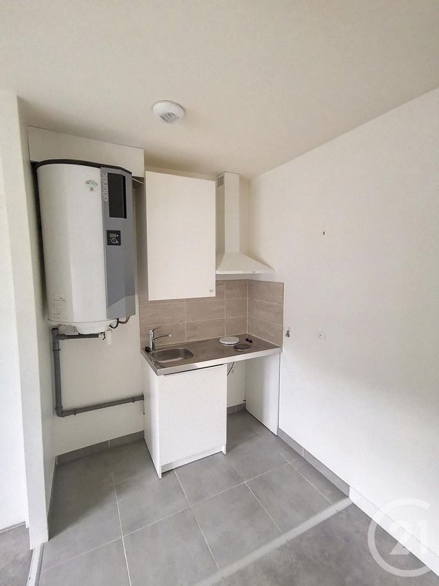 Appartement F2 à louer - 2 pièces - 32.6 m2 - SEVRAN - 93 - ILE-DE-FRANCE - Century 21 Pierrimo