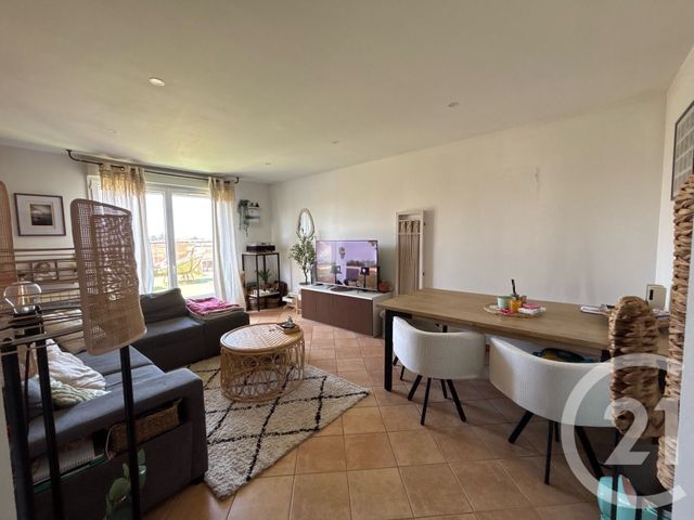Appartement F3 à louer - 3 pièces - 66.09 m2 - VILLEPARISIS - 77 - ILE-DE-FRANCE - Century 21 Pierrimo