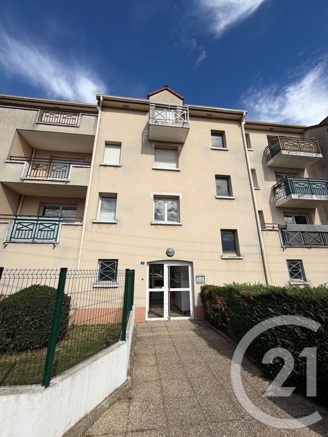 Appartement F3 à louer - 3 pièces - 66.09 m2 - VILLEPARISIS - 77 - ILE-DE-FRANCE - Century 21 Pierrimo