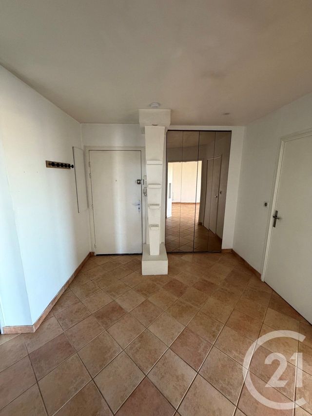 Appartement F3 à louer - 3 pièces - 66.09 m2 - VILLEPARISIS - 77 - ILE-DE-FRANCE - Century 21 Pierrimo