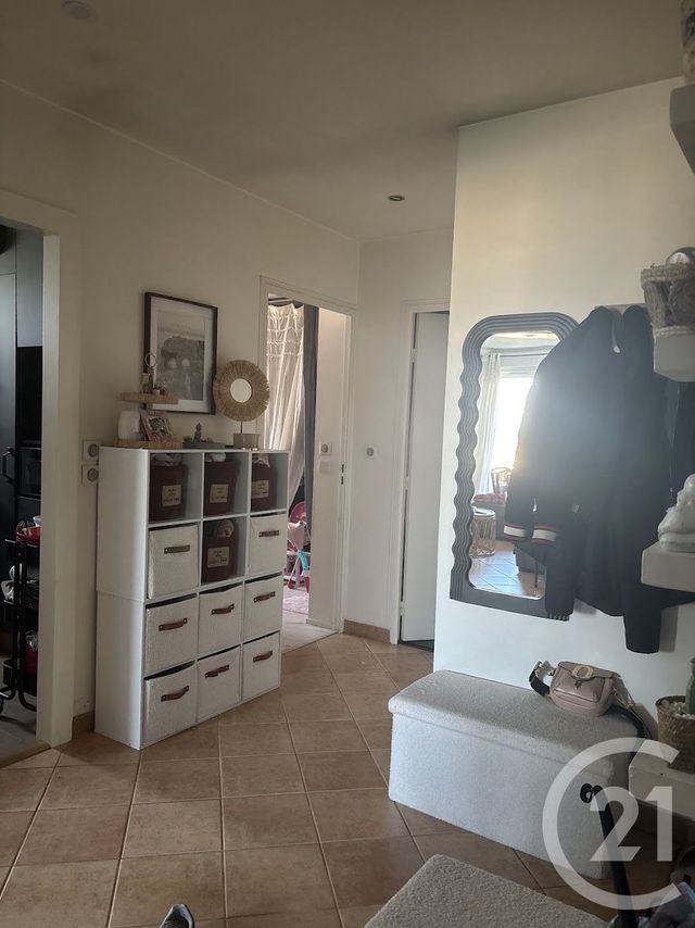 Appartement F3 à louer - 3 pièces - 66.09 m2 - VILLEPARISIS - 77 - ILE-DE-FRANCE - Century 21 Pierrimo
