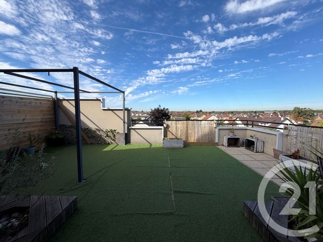 Appartement F3 à louer - 3 pièces - 66.09 m2 - VILLEPARISIS - 77 - ILE-DE-FRANCE - Century 21 Pierrimo