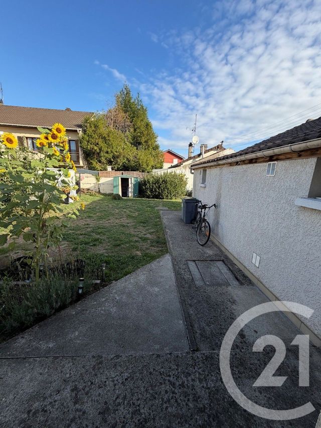 Appartement Studio à louer - 1 pièce - 24.92 m2 - TREMBLAY EN FRANCE - 93 - ILE-DE-FRANCE - Century 21 Pierrimo