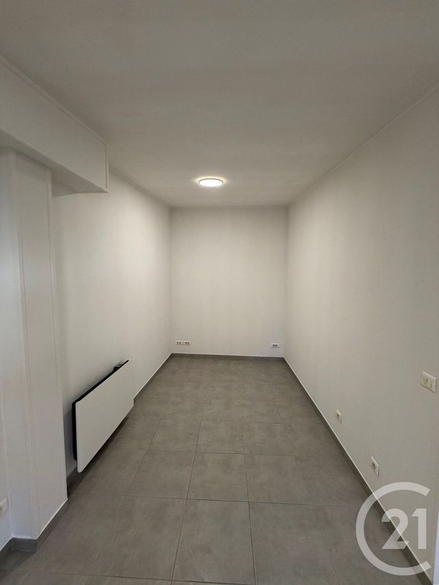 Appartement Studio à louer - 1 pièce - 24.92 m2 - TREMBLAY EN FRANCE - 93 - ILE-DE-FRANCE - Century 21 Pierrimo