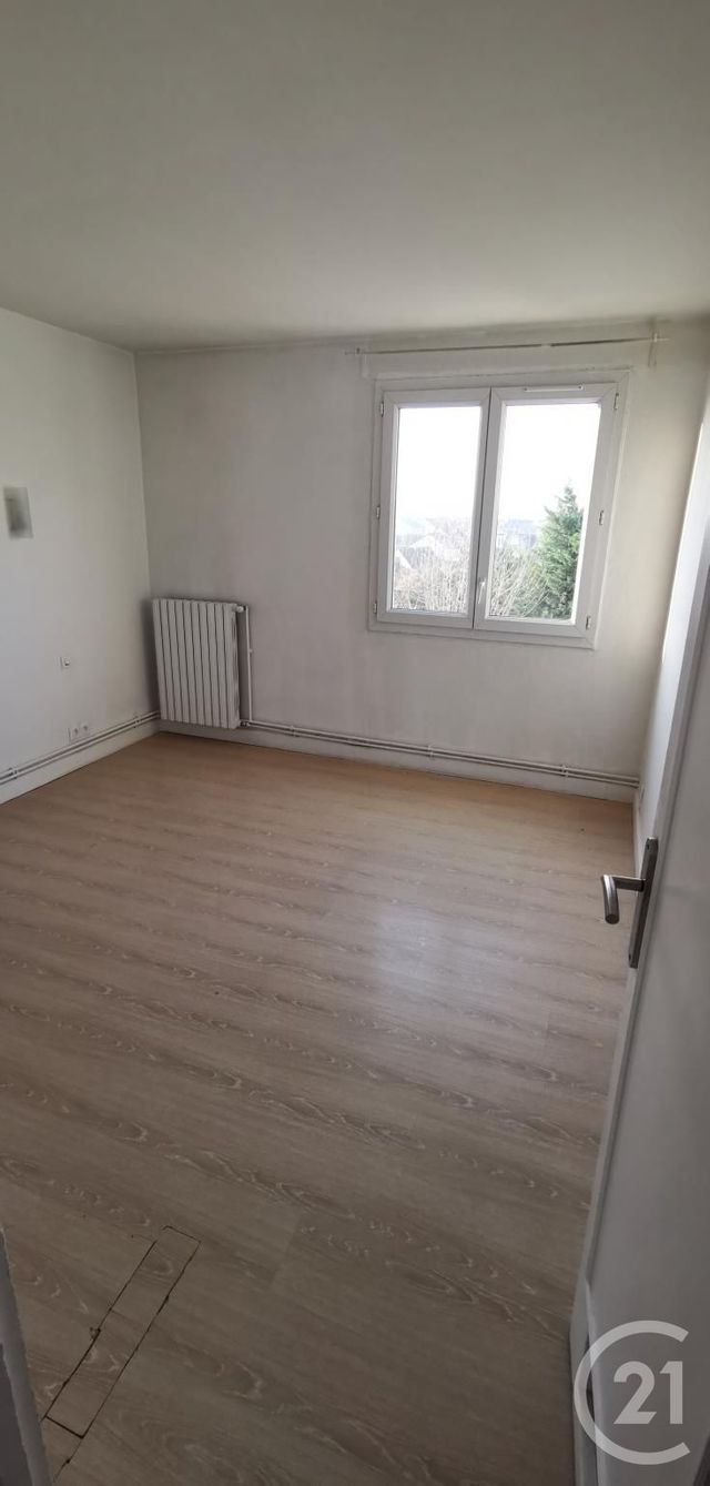 Appartement F3 à louer - 3 pièces - 54.77 m2 - LE BLANC MESNIL - 93 - ILE-DE-FRANCE - Century 21 Pierrimo