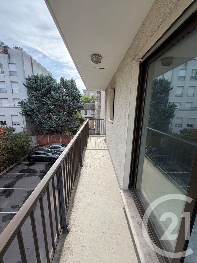 Appartement F2 à louer - 2 pièces - 40.91 m2 - DRANCY - 93 - ILE-DE-FRANCE - Century 21 Pierrimo