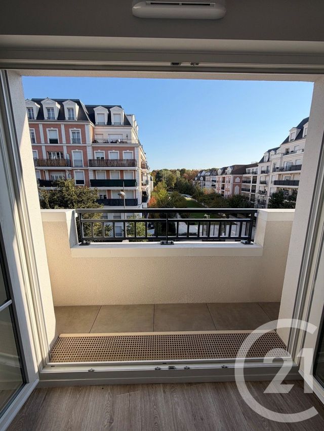 Appartement Studio à louer - 1 pièce - 30.37 m2 - LE BLANC MESNIL - 93 - ILE-DE-FRANCE - Century 21 Pierrimo