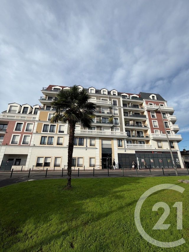 Appartement F3 à louer - 3 pièces - 53.5 m2 - LE BLANC MESNIL - 93 - ILE-DE-FRANCE - Century 21 Pierrimo