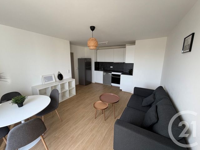 Appartement F3 à louer - 3 pièces - 53.5 m2 - LE BLANC MESNIL - 93 - ILE-DE-FRANCE - Century 21 Pierrimo