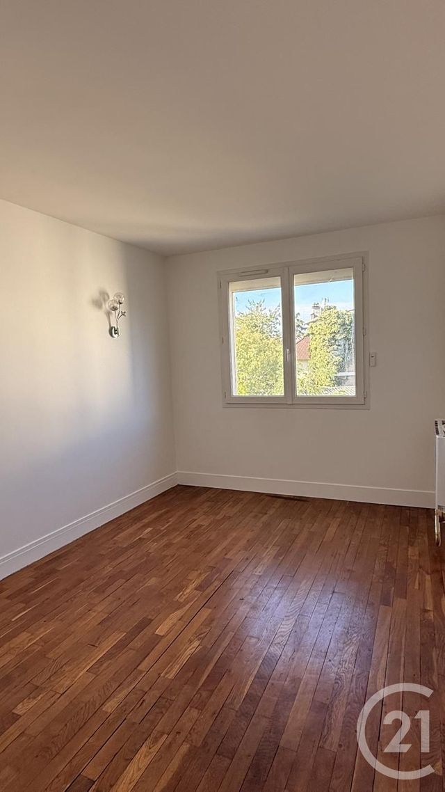 Appartement F2 à vendre - 2 pièces - 38.37 m2 - GOURNAY SUR MARNE - 93 - ILE-DE-FRANCE - Century 21 Pierrimo