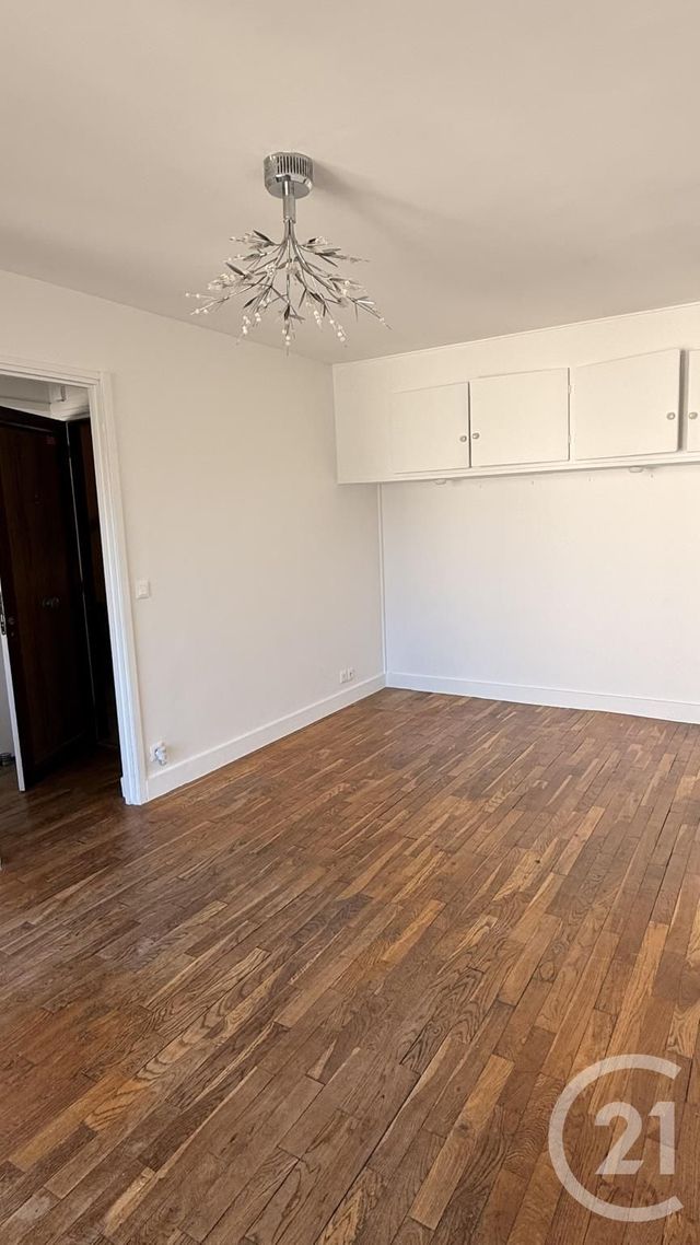 Appartement F2 à vendre - 2 pièces - 38.37 m2 - GOURNAY SUR MARNE - 93 - ILE-DE-FRANCE - Century 21 Pierrimo