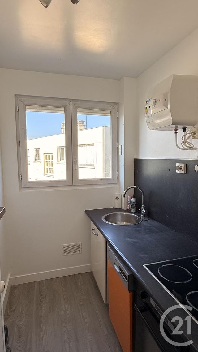 Appartement F2 à vendre - 2 pièces - 38.37 m2 - GOURNAY SUR MARNE - 93 - ILE-DE-FRANCE - Century 21 Pierrimo