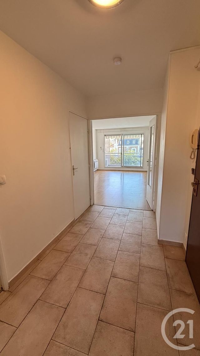 Appartement F2 à louer - 2 pièces - 46.97 m2 - LE PERREUX SUR MARNE - 94 - ILE-DE-FRANCE - Century 21 Pierrimo