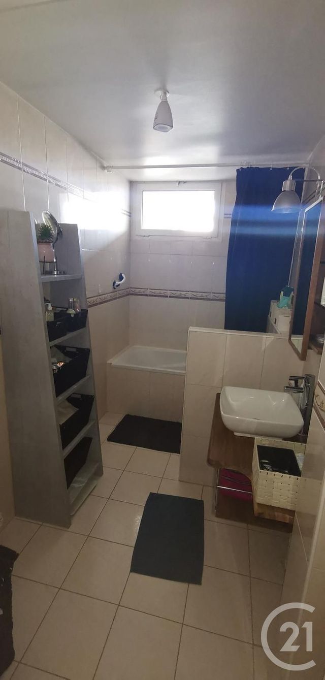 Appartement F2 à louer - 2 pièces - 40.36 m2 - LE BLANC MESNIL - 93 - ILE-DE-FRANCE - Century 21 Pierrimo