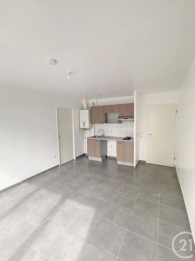 Appartement F2 à vendre - 2 pièces - 40.98 m2 - DRANCY - 93 - ILE-DE-FRANCE - Century 21 Pierrimo