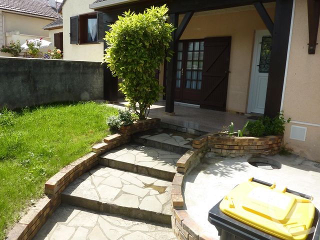 Appartement F3 à louer - 2 pièces - 46.84 m2 - LE BLANC MESNIL - 93 - ILE-DE-FRANCE - Century 21 Pierrimo