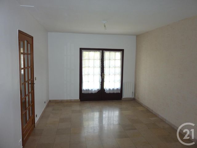 Appartement F3 à louer - 2 pièces - 46.84 m2 - LE BLANC MESNIL - 93 - ILE-DE-FRANCE - Century 21 Pierrimo