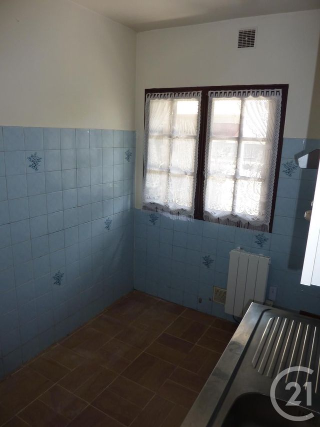 Appartement F3 à louer - 2 pièces - 46.84 m2 - LE BLANC MESNIL - 93 - ILE-DE-FRANCE - Century 21 Pierrimo