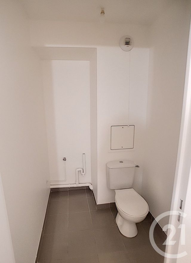 Appartement F4 à louer - 4 pièces - 75.66 m2 - BOBIGNY - 93 - ILE-DE-FRANCE - Century 21 Pierrimo