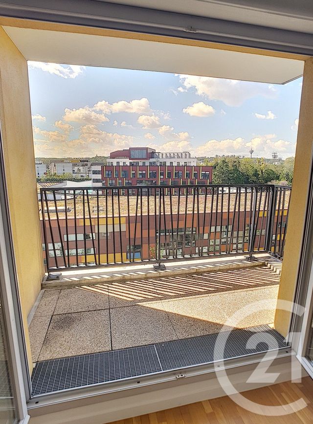 Appartement F4 à louer - 4 pièces - 75.66 m2 - BOBIGNY - 93 - ILE-DE-FRANCE - Century 21 Pierrimo